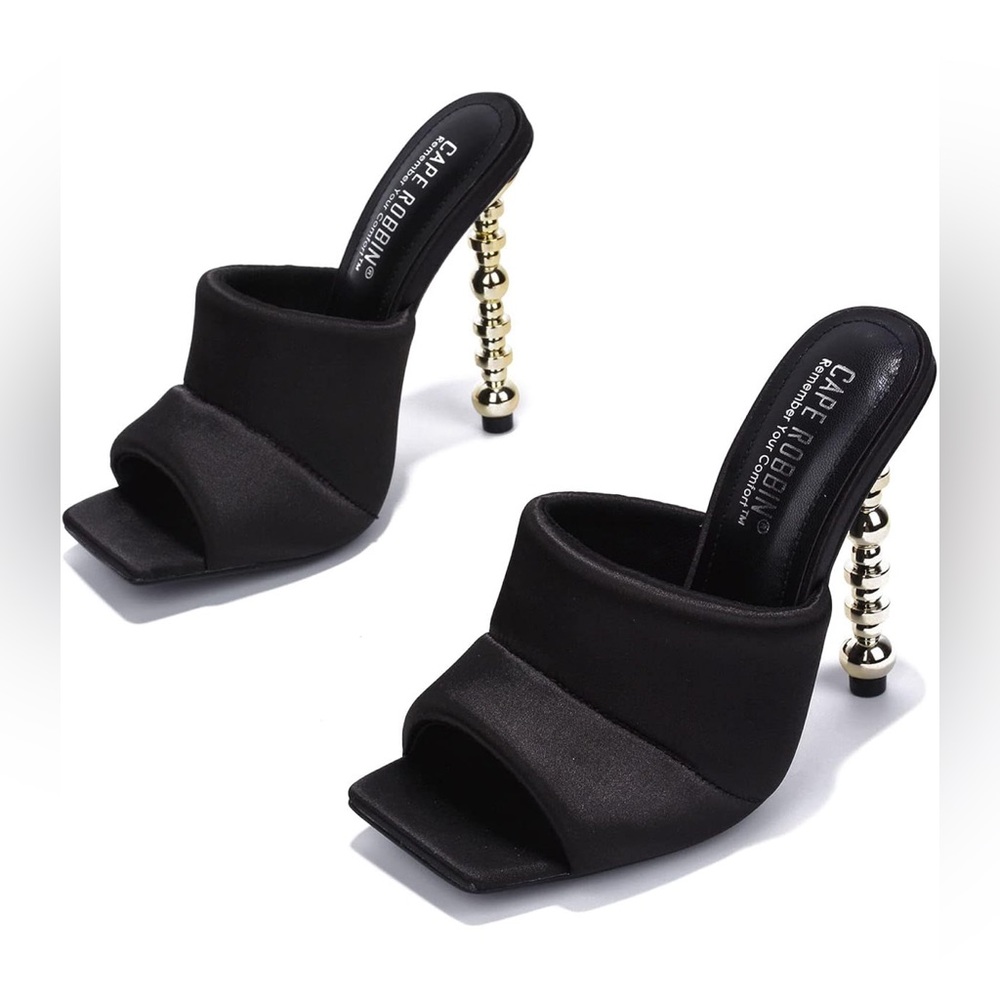 NEW - Cape Robbin Black Heeled Mules
